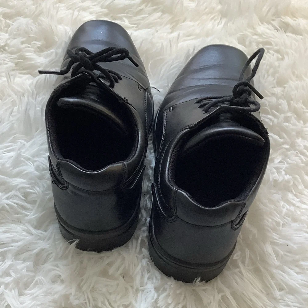 EUC Stafford Boys Dress Shoes Brandon Ox Black 4M